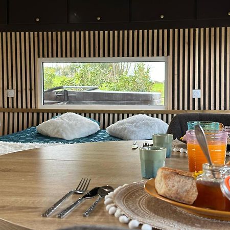 La Cabane D'Emma Spa&Sauna Prive Bannalec ภายนอก รูปภาพ